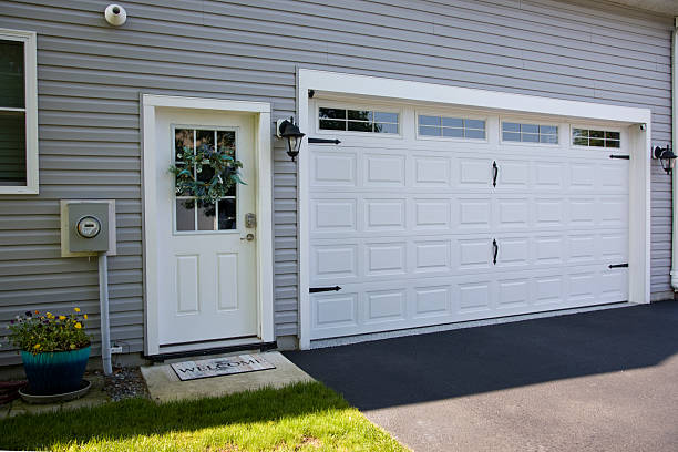 24/7 Emergency Garage Door Maintenance experts in West Hammond, NM